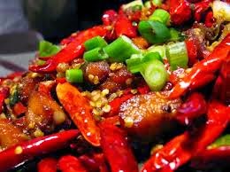 thức ăn cay nóng không tốt cho dạ dày